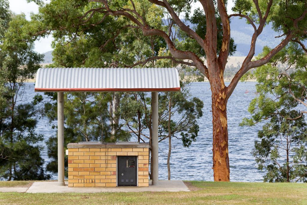 Nrma Lake Somerset Holiday Park Kilcoy Dış mekan fotoğraf